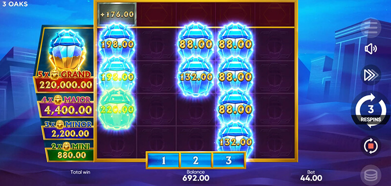 3 Oaks Crystal Scarabs Slot - Plus Symbol